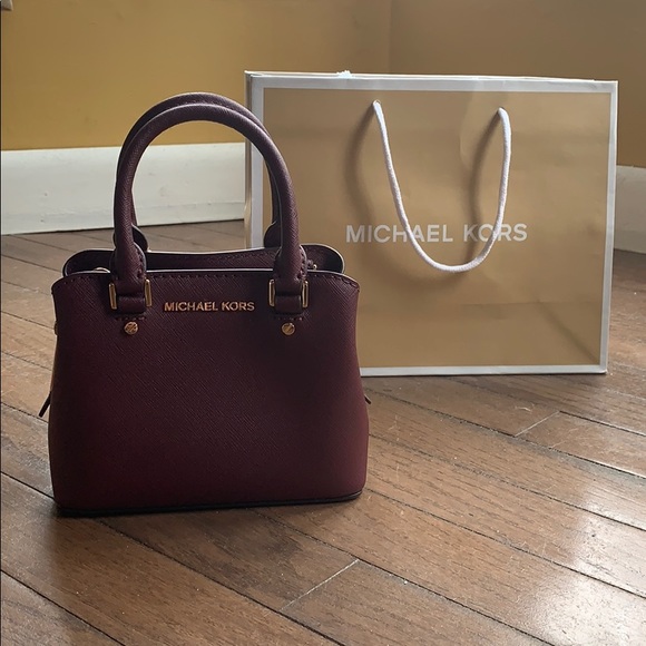 Michael Kors Handbags - 🔺MICHAEL KORS SAVANNAH MINI bag🔺